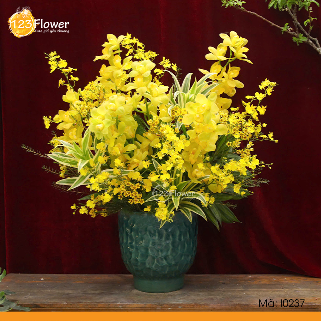 I0237 | Bình hoa 237