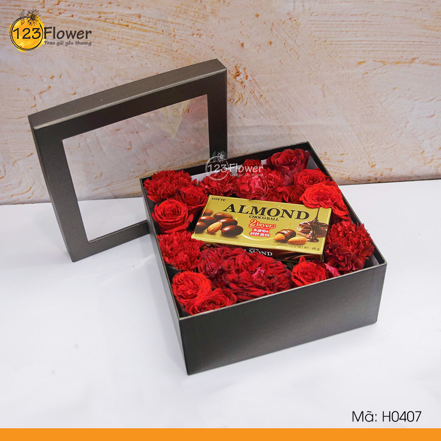H0407 | Hộp hoa và socola 407
