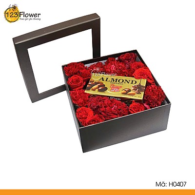 H0407 | Hộp hoa và socola 407